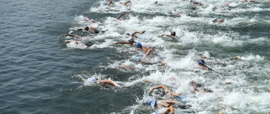 Traversée de Montereau à la nage